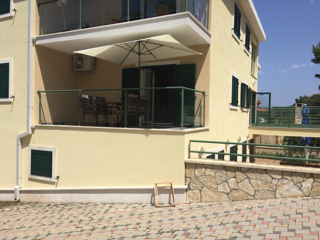 Apartment Maestral Rogac Bagian luar foto