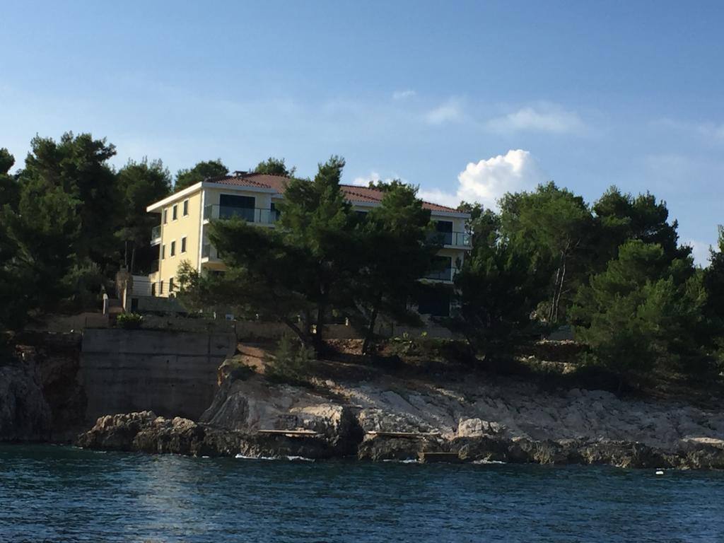 Apartment Maestral Rogac Bagian luar foto