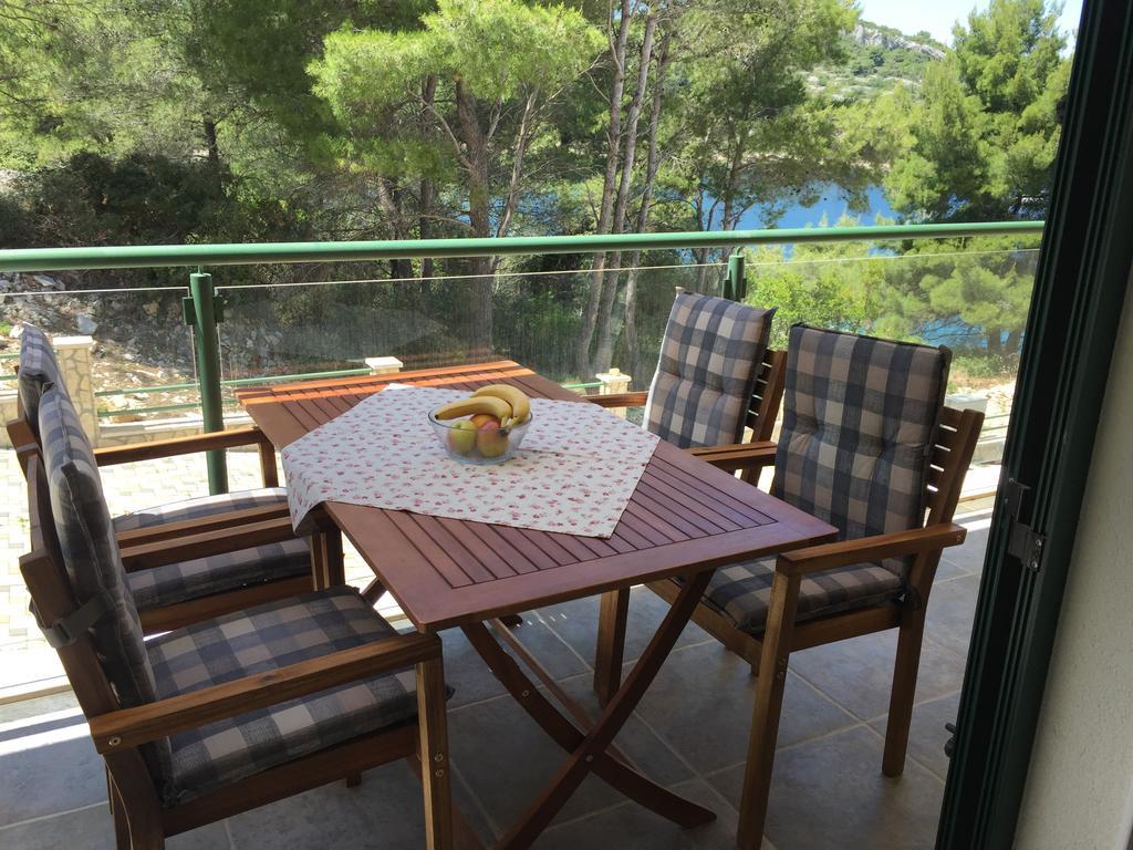 Apartment Maestral Rogac Bagian luar foto